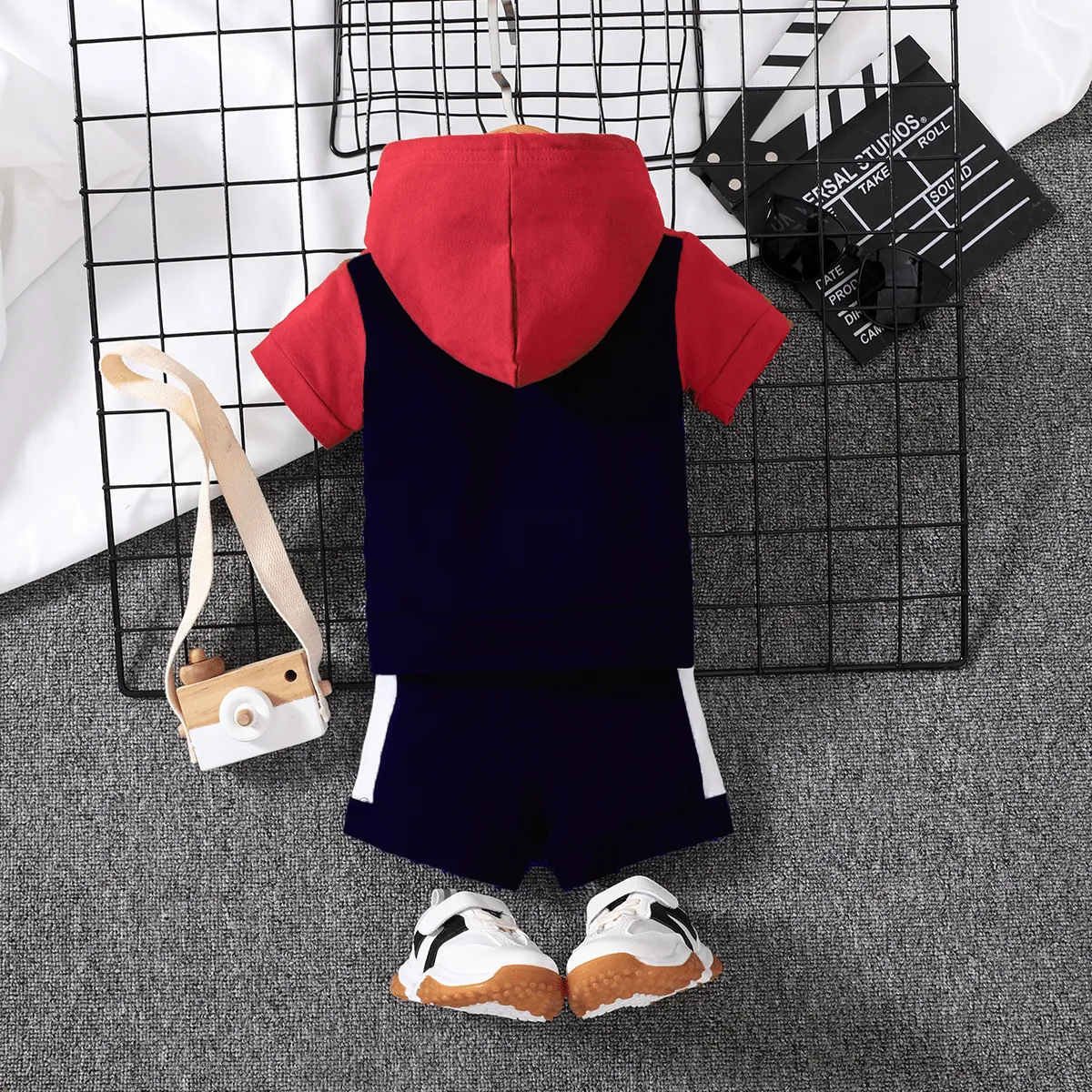 2pcs Baby Boy 95% Cotton Hooded Short-sleeve Colorblock Top & Shorts Set