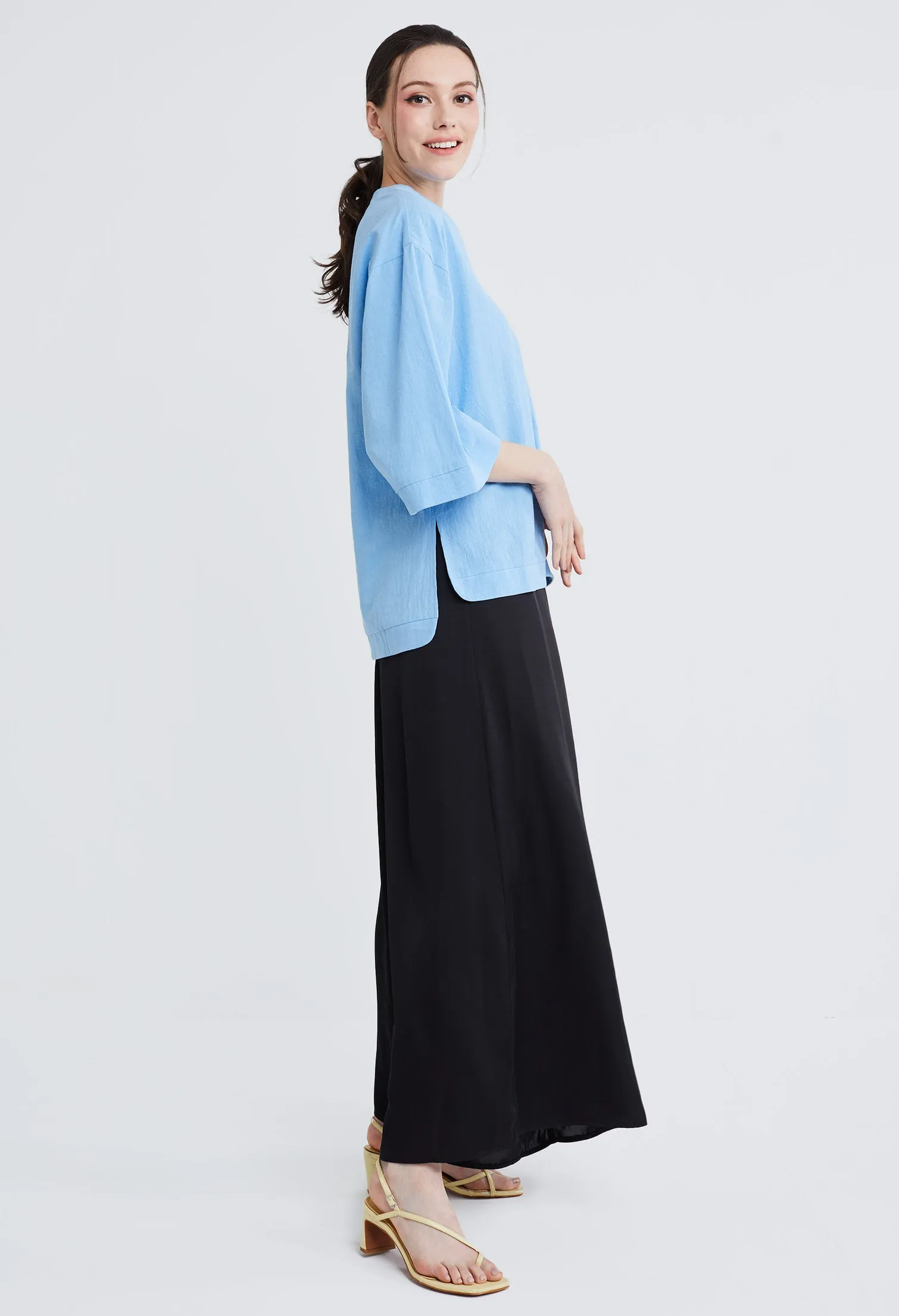 Baju V-Accent Blouse