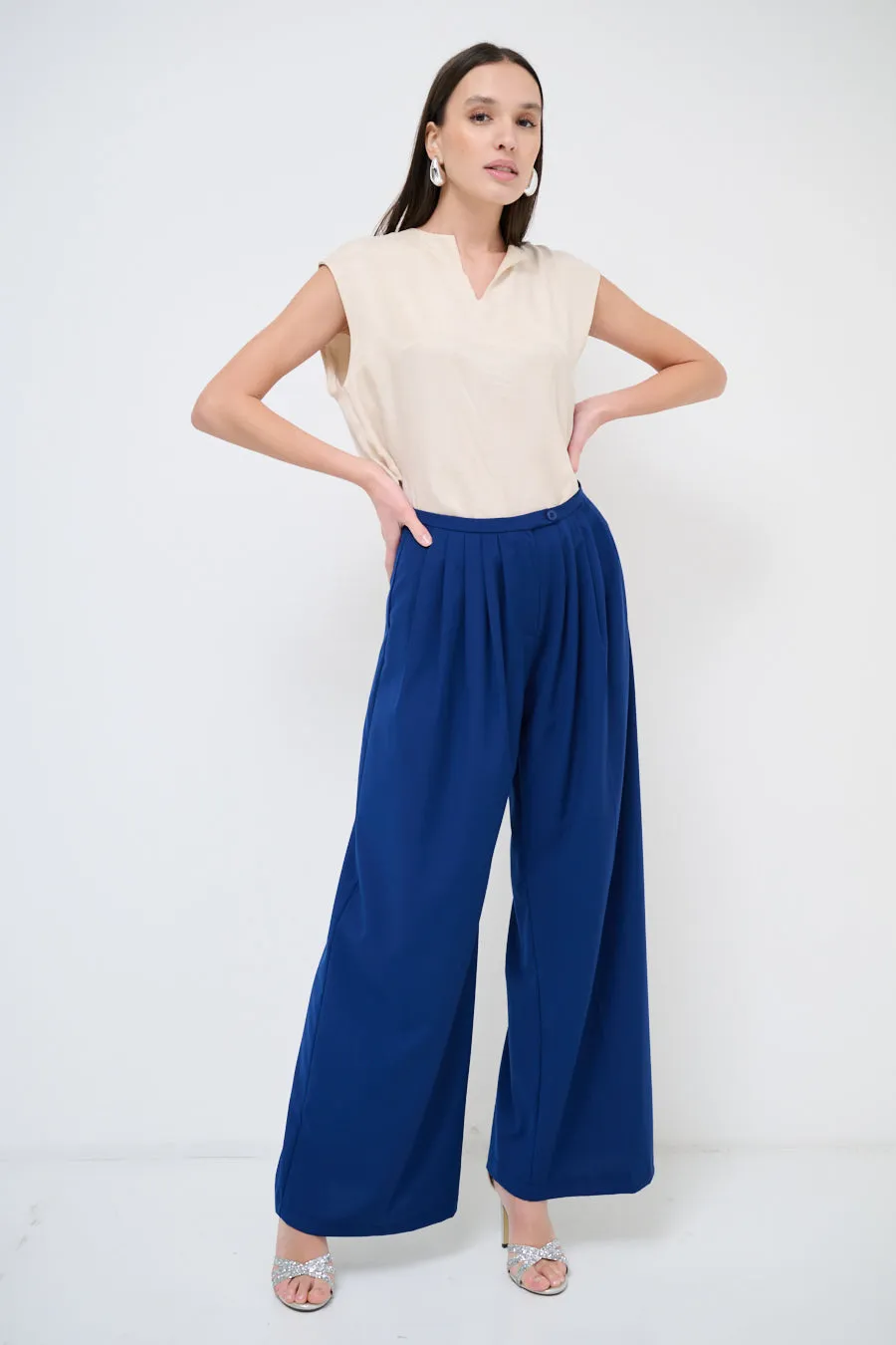 Wide-leg pleated trousers with high waist wholesale